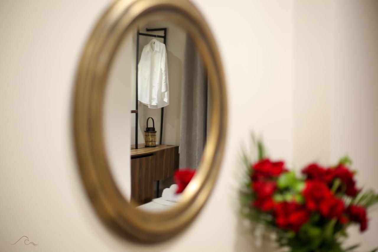 Hotel Libertas Vlorë Екстериор снимка