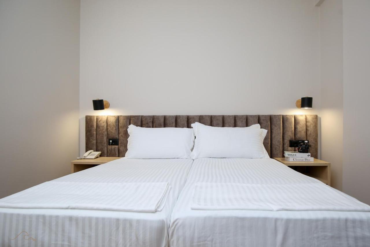 Hotel Libertas Vlorë Екстериор снимка
